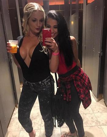 , 21  female escort, West Palm Beach