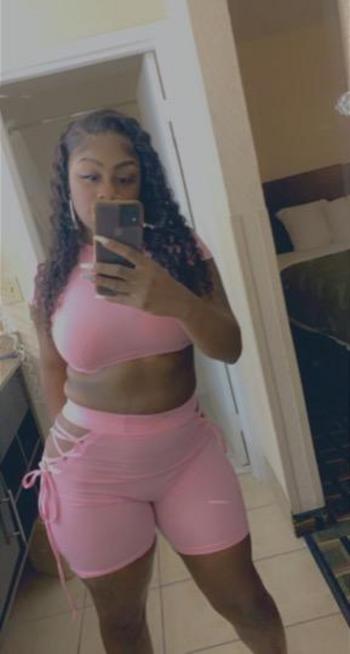 Sugar, 21  female escort, West Palm Beach