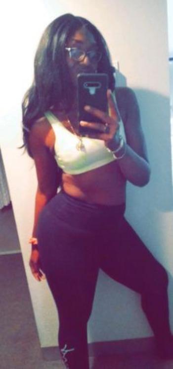 Zoey, 26  female escort, West Palm Beach