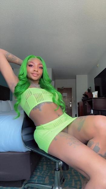 Diamond  Raine, 27  female escort, West Palm Beach