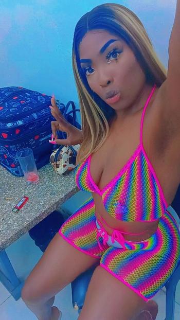 Bel, 23  female escort, West Palm Beach