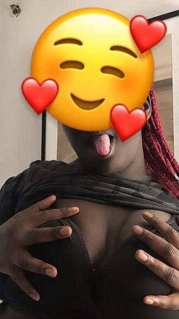 Keke, 25  female escort, West Palm Beach